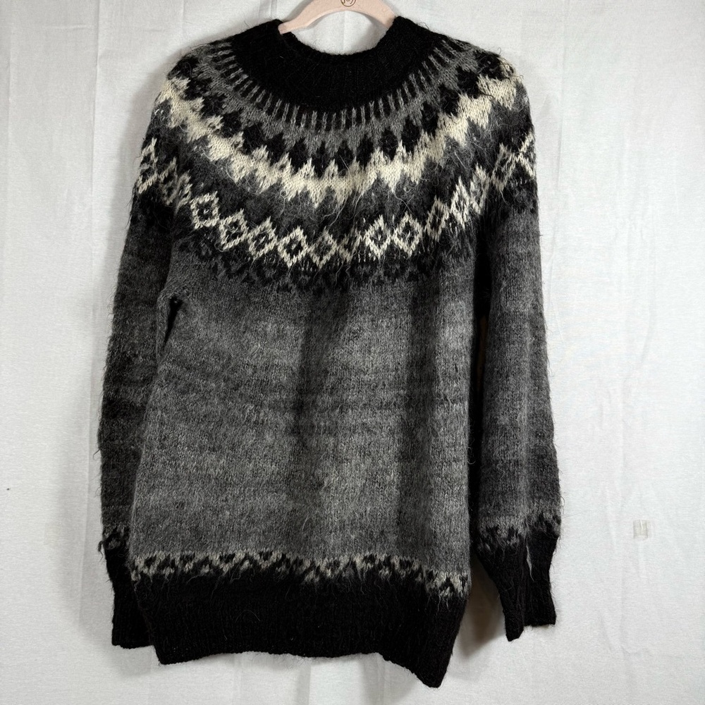 One‎ Of A Kind 100% Alpaca Sweater Hand Made In Bolivia Size Medium Soft Warm